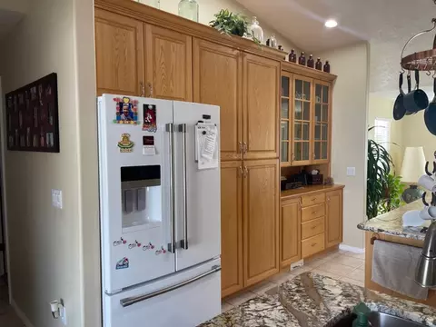Kitchen - 95 E Mulberry Ln, Leeds, UT 84746 photo 2 of 2