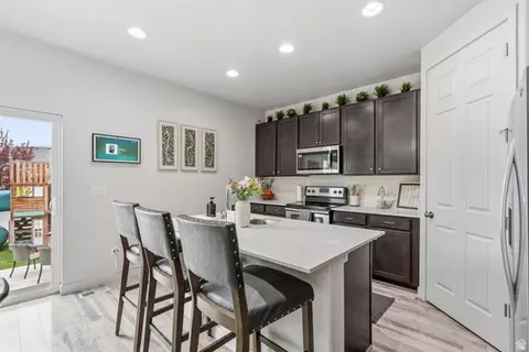 Kitchen - 7685 N Timber Country Rd, Eagle Mountain, UT 84005 photo 1 of 4