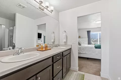 Bath - 7685 N Timber Country Rd, Eagle Mountain, UT 84005 photo 2 of 3