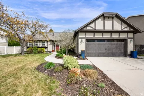 2373 E Glacier View Dr S, Sandy, UT 84092