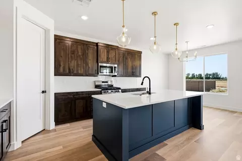Kitchen - 5005 N 75 E, Enoch, UT 84720 photo 1 of 7
