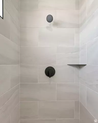 Bath - 5005 N 75 E, Enoch, UT 84720 photo 3 of 6