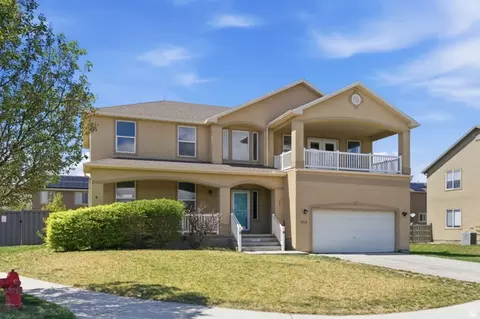 7715 N Bridleway Rd, Eagle Mountain, UT 84005