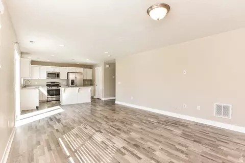 Living - 3562 S Bridgeview Ln W, Syracuse, UT 84075 photo 1 of 5