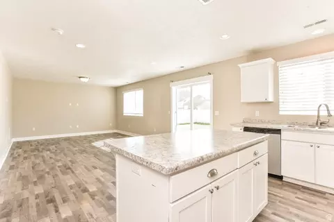Other - 3562 S Bridgeview Ln W, Syracuse, UT 84075 photo 1 of 2