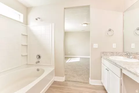 Bath - 3562 S Bridgeview Ln W, Syracuse, UT 84075 photo 1 of 3