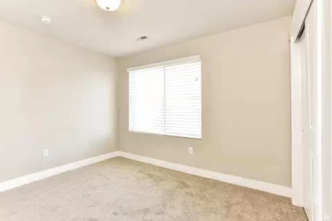 Bedroom - 3562 S Bridgeview Ln W, Syracuse, UT 84075 photo 5 of 8