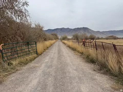 250 W Erda Way, Erda, UT 84074 photo 11