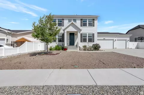 2949 S Graham Peak Dr, Magna, UT 84044