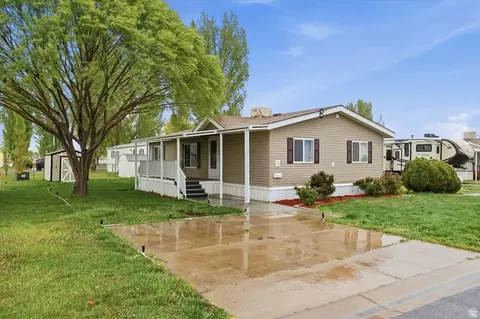 900 W Main St #75, Tremonton, UT 84337