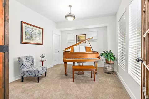 Entry Way - 1965 W Silver Leaf Dr, Mapleton, UT 84664 photo 3 of 5