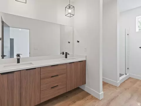 Bath - 130 E 7085 S #3, Midvale, UT 84047 photo 1 of 4