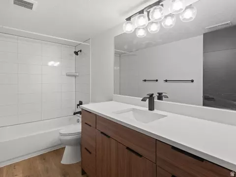 Bath - 130 E 7085 S #3, Midvale, UT 84047 photo 4 of 4