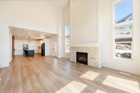 Living - 4061 E Barton Creek Dr, Eagle Mountain, UT 84005 photo 3 of 5