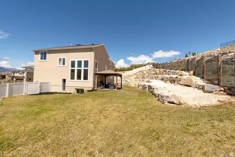 Exterior - 4061 E Barton Creek Dr, Eagle Mountain, UT 84005 photo 4 of 6