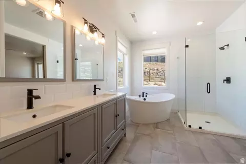 Bath - 4061 E Barton Creek Dr, Eagle Mountain, UT 84005 photo 1 of 6