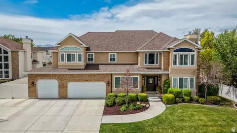 9496 S Dunbar Cir, South Jordan, UT 84095