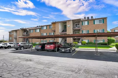 4114 S Oak Meadows Dr #21, Salt Lake City, UT 84123