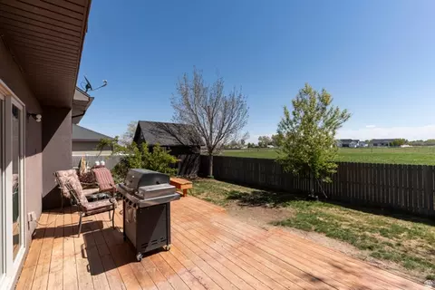 Exterior - 1832 E Sunstone Way S, Vernal, UT 84078 photo 2 of 7