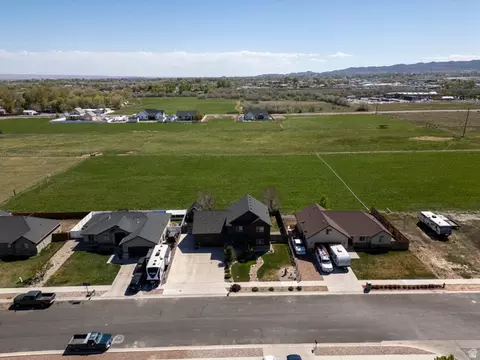 View/Area - 1832 E Sunstone Way S, Vernal, UT 84078 photo 1 of 4