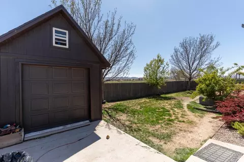 Exterior - 1832 E Sunstone Way S, Vernal, UT 84078 photo 4 of 7