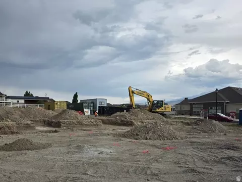 1489 N Saratoga View Ln #A, Saratoga Springs, UT 84045