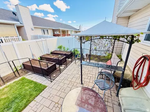 Exterior - 140 N 200 E #2, Orem, UT 84057 photo 3 of 4
