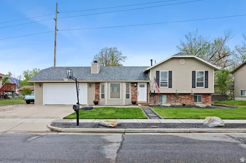 3972 S 750 W, Riverdale, UT 84405