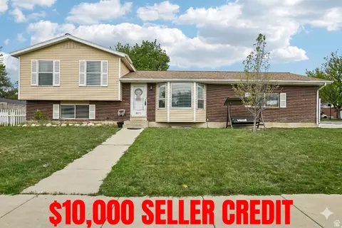 9571 S David St E, Sandy, UT 84070