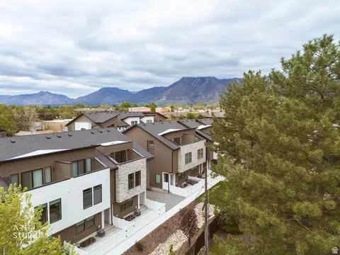 View/Area - 556 E 7215 S, Midvale, UT 84047 photo 3 of 12