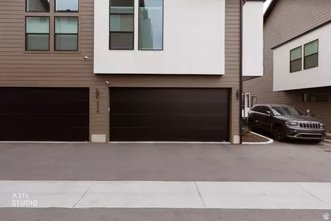Exterior - 556 E 7215 S, Midvale, UT 84047 photo 4 of 5