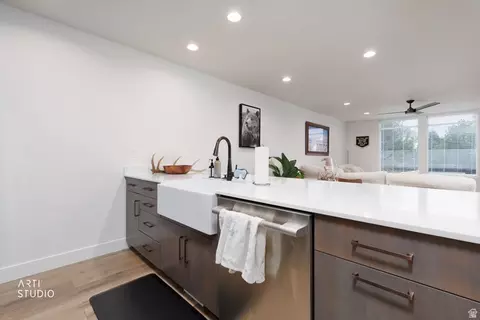 Kitchen - 556 E 7215 S, Midvale, UT 84047 photo 4 of 4