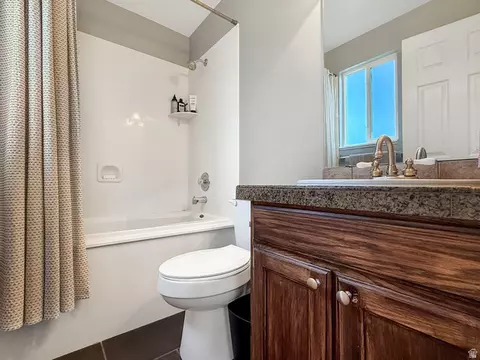 Bath - 78 E 2550 S, Clearfield, UT 84015 photo 1 of 3