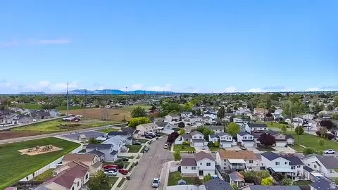 View/Area - 78 E 2550 S, Clearfield, UT 84015 photo 3 of 4
