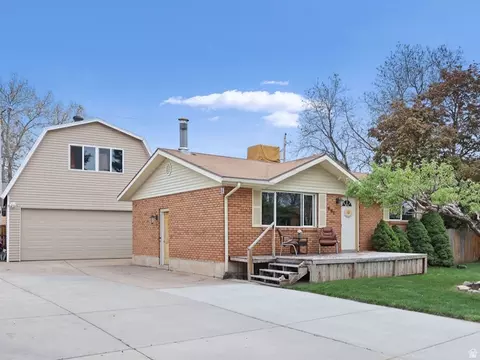 537 E 1900 N, North Ogden, UT 84414