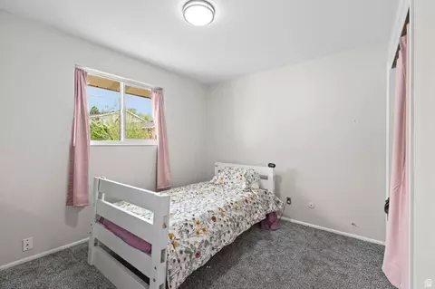 Bedroom - 537 E 1900 N, North Ogden, UT 84414 photo 4 of 9