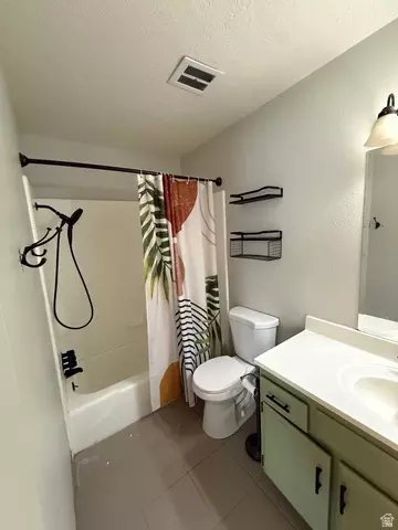 Bath - 723 E 3710 S, Millcreek, UT 84106 photo 1 of 3