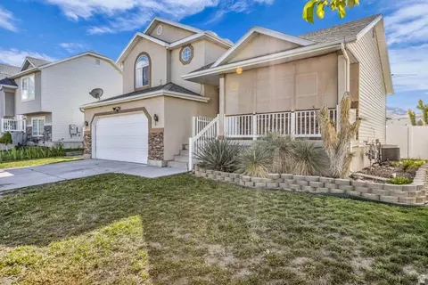 3690 Olivenhain Ct, Magna, UT 84044