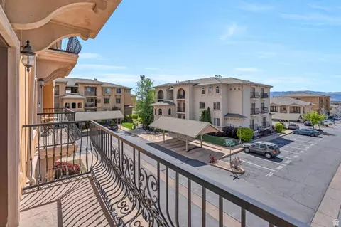 983 W 1055 N #812, Orem, UT 84057