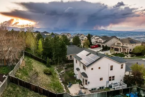 View/Area - 1930 E Aspen Leaf Pl, Draper, UT 84020 photo 4 of 11