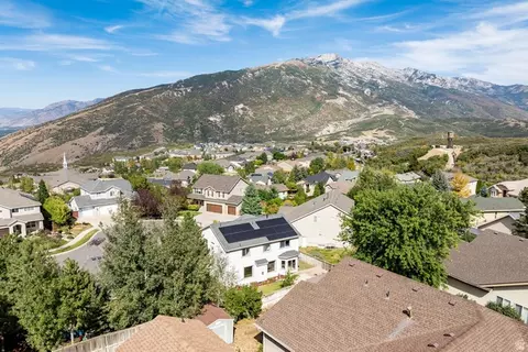 View/Area - 1930 E Aspen Leaf Pl, Draper, UT 84020 photo 5 of 16