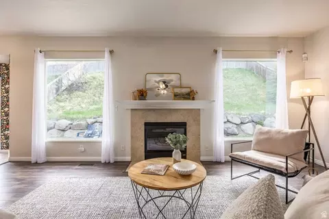 Living - 1930 E Aspen Leaf Pl, Draper, UT 84020 photo 5 of 10