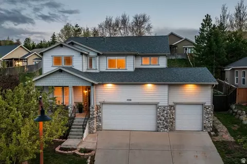 Exterior - 1930 E Aspen Leaf Pl, Draper, UT 84020 photo 6 of 6