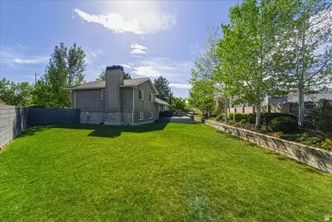 Exterior - 740 W Quaking Aspen Dr S, Murray, UT 84123 photo 7 of 8