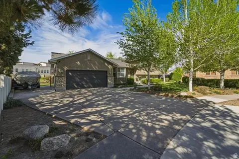 Other - 740 W Quaking Aspen Dr S, Murray, UT 84123 photo 1 of 11