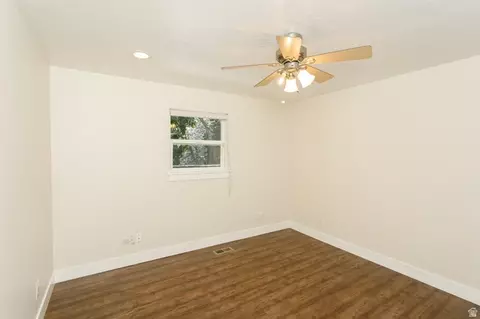Bedroom - 1349 Madera Dr, Bountiful, UT 84010 photo 4 of 5
