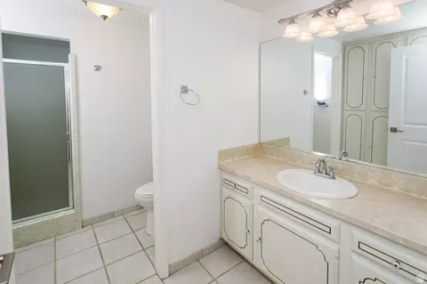 Bath - 1349 Madera Dr, Bountiful, UT 84010 photo 5 of 5