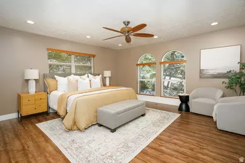 Bedroom - 1349 Madera Dr, Bountiful, UT 84010 photo 1 of 5