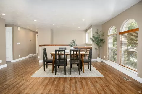 Dining - 1349 Madera Dr, Bountiful, UT 84010 photo 2 of 2