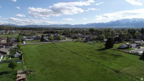725 E 600 S #15, River Heights, UT 84321